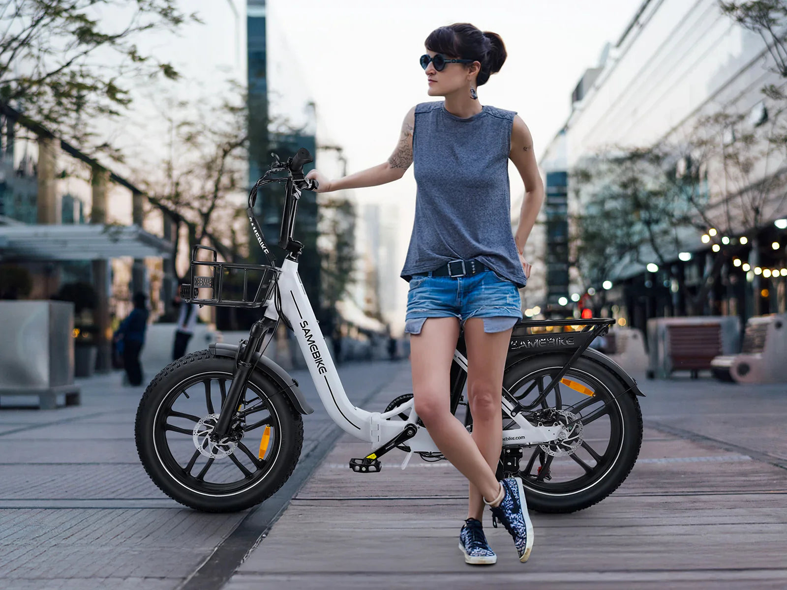 C05 Pro Step-through Folding Ebike – 36V 13Ah 55+Nm Torque 20×4.0"