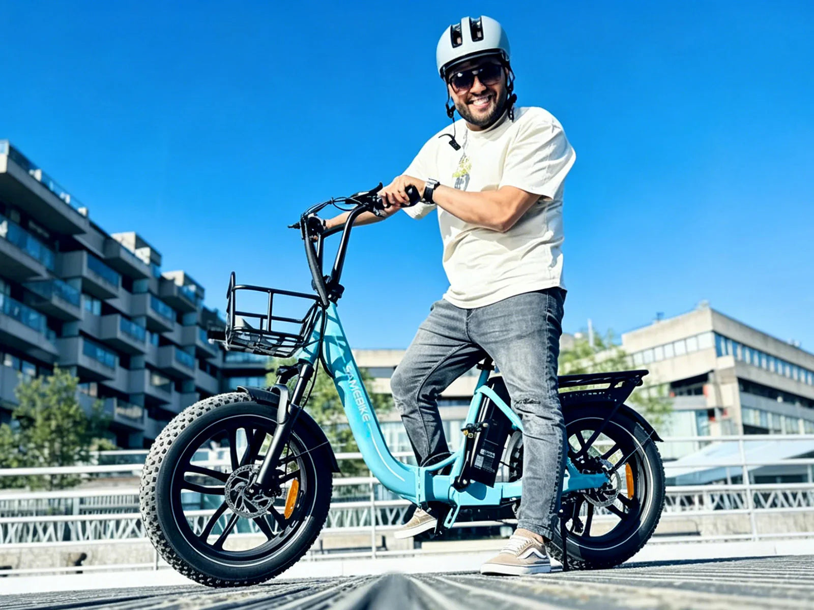 C05 Pro Step-through Folding Ebike – 36V 13Ah 55+Nm Torque 20×4.0"
