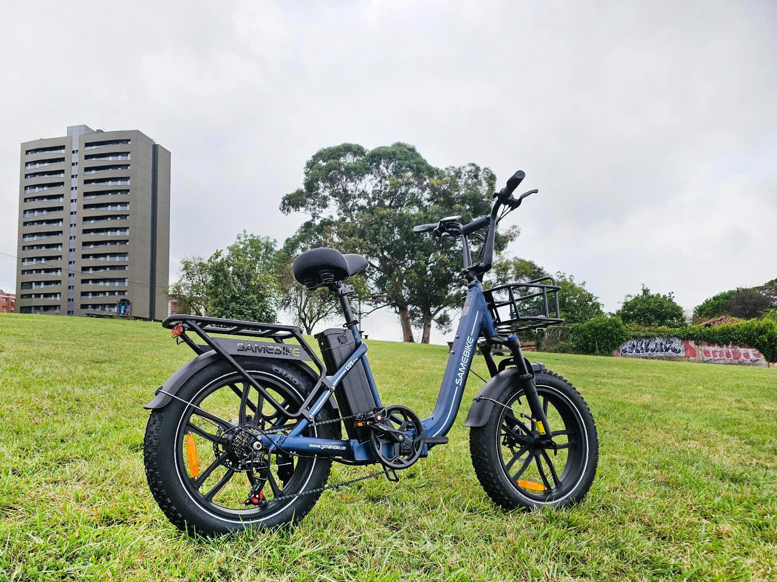 C05 Pro Step-through Folding Ebike – 36V 13Ah 55+Nm Torque 20×4.0"